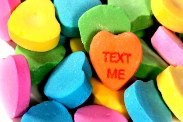 2014-02-anne-szustek-valentine-candy-hearts-online-dating-large.jpg