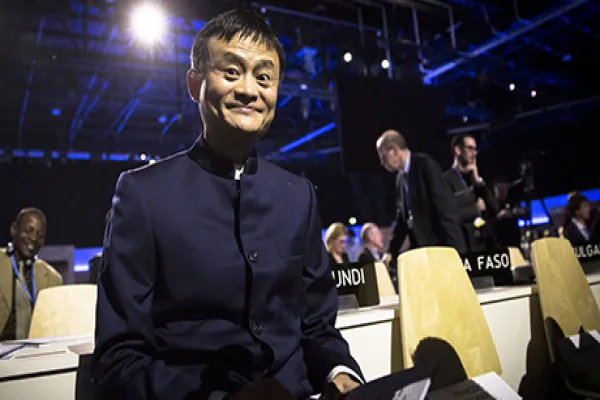 2015-12-11-da-alibaba-jack-ma-large.jpg