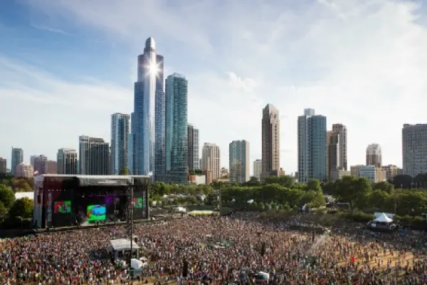 2016-07-da-lollapalooza-2015-chicago-tame-impala-large.jpg