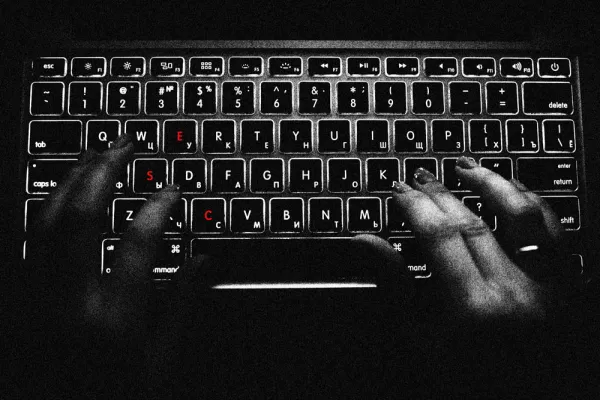 (Illustration by RIA Intel; Andrey Rudakov/Bloomberg)