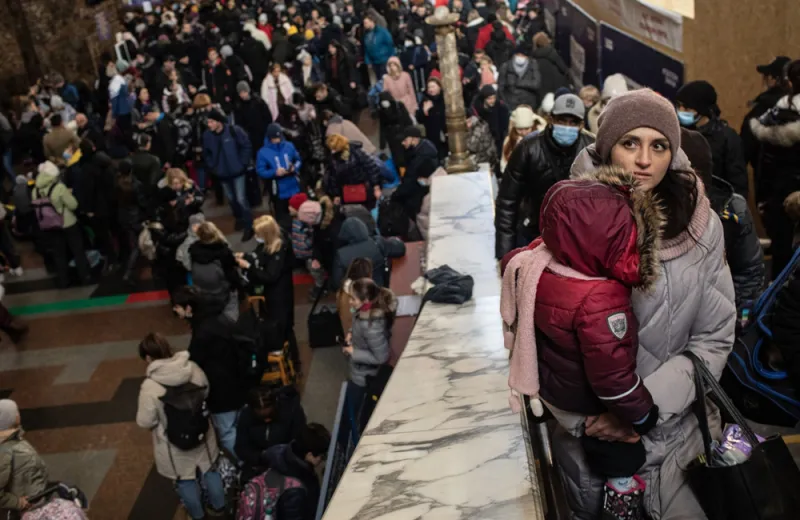 Displaced Ukrainians in Kyiv, Ukr. (Erin Trieb/Bloomberg)